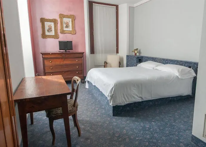 Biglia ホテル ドモドッソラ